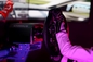 O simulador Simul do carro de competência da movimentação do volante faz sinal para o jogo do PC